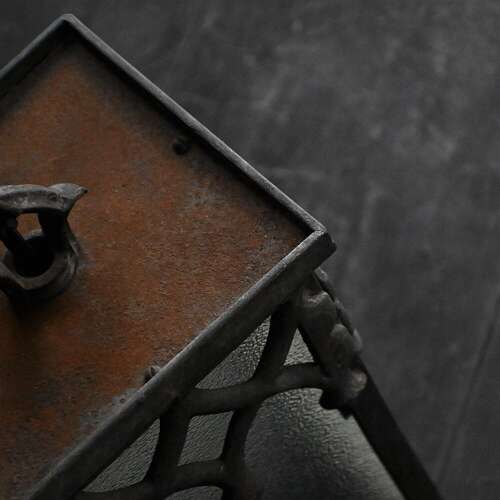 Gothic English Lights