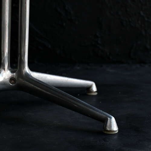 Herman Miller Table